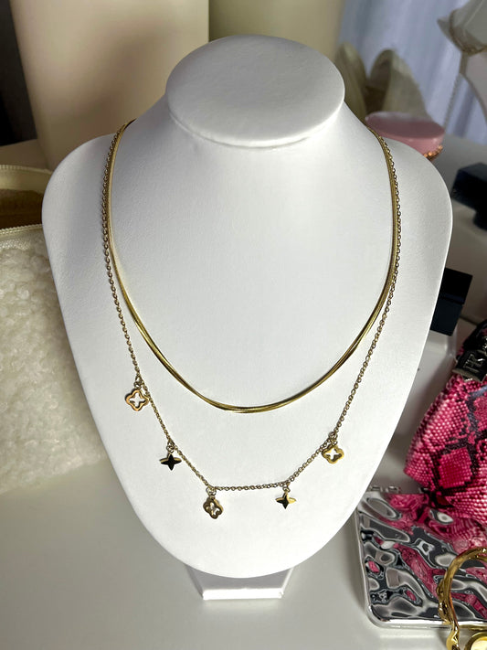 COLLIER STAR